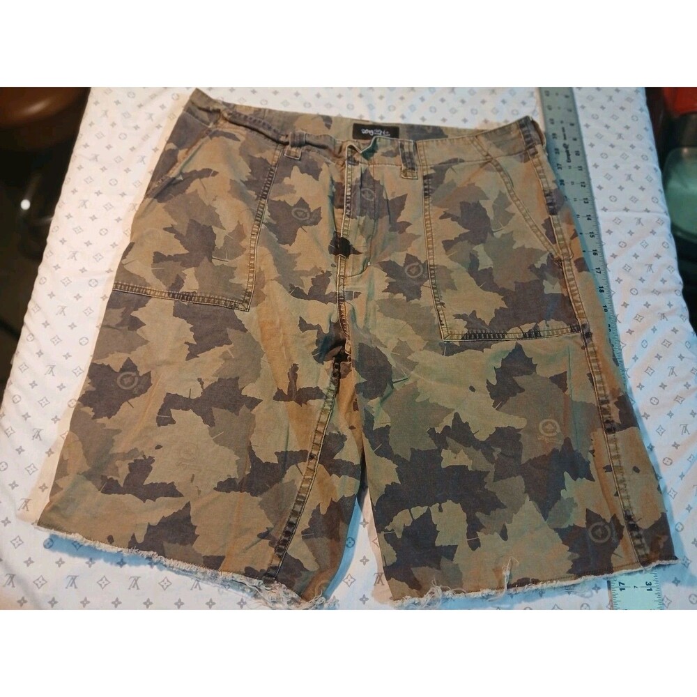 Vintage LRG Camo Jean Cargo Shorts Cut Off Distressed Y2K Size 36